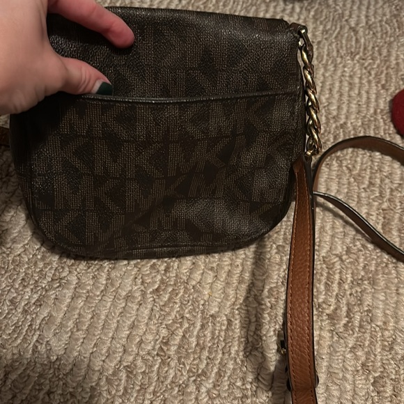 Michael Kors brown Crossbody -got for Christmas and used but has great life left - Picture 4 of 4